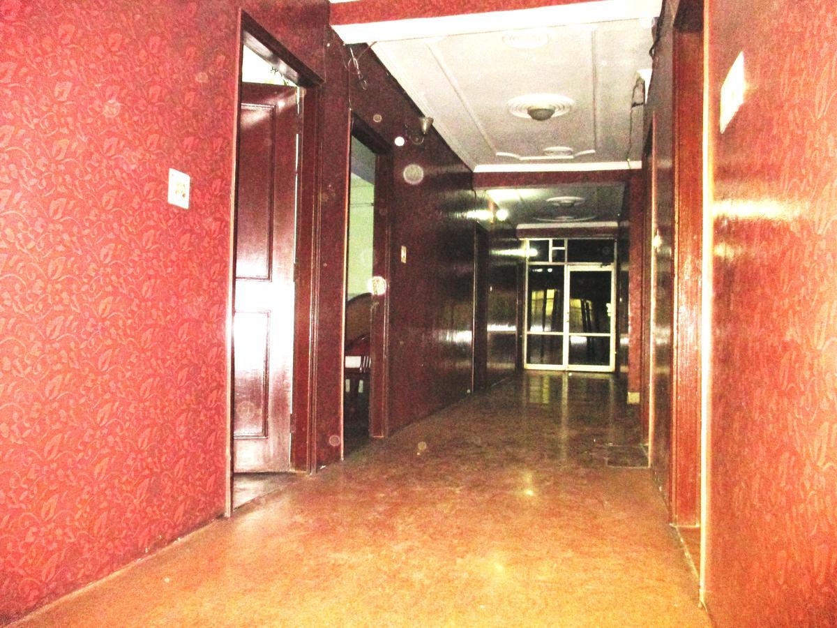 Hotel Shiv Palace Dehradún Kültér fotó